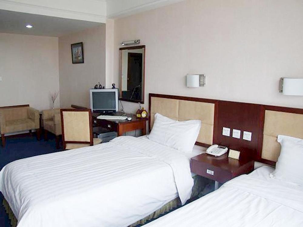 Changchun Ya Tai Hotel Esterno foto
