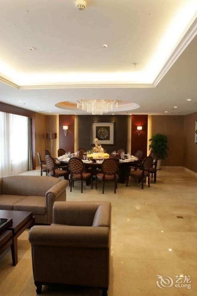 Changchun Ya Tai Hotel Esterno foto