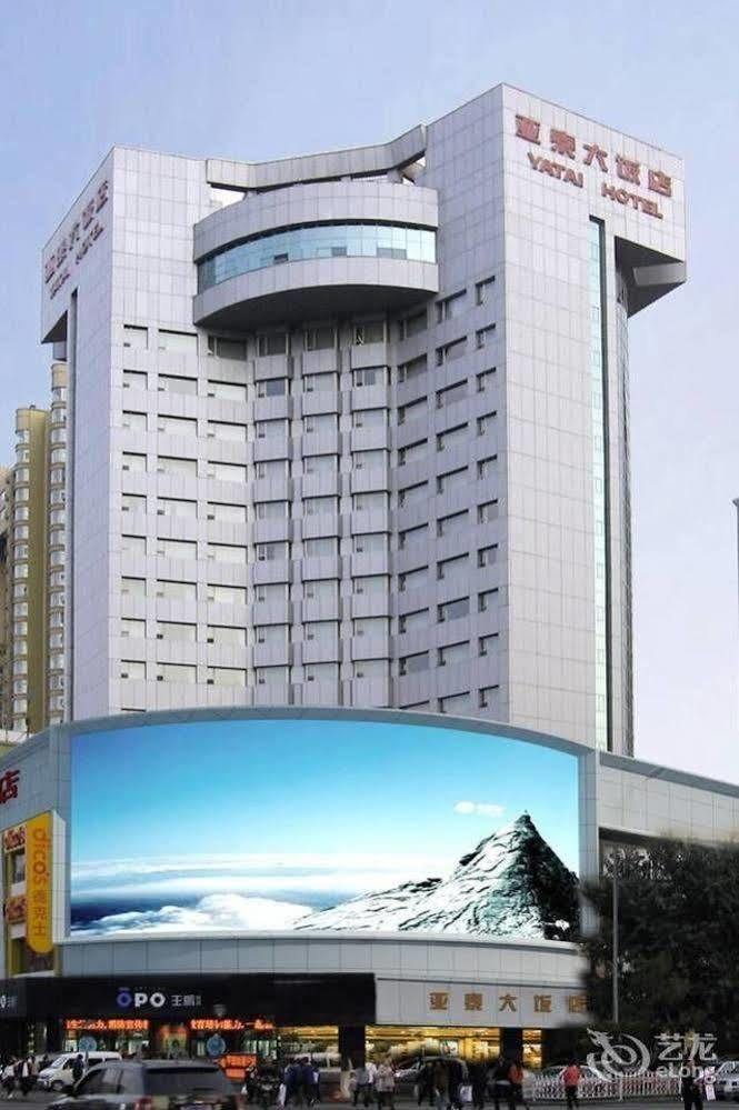 Changchun Ya Tai Hotel Esterno foto